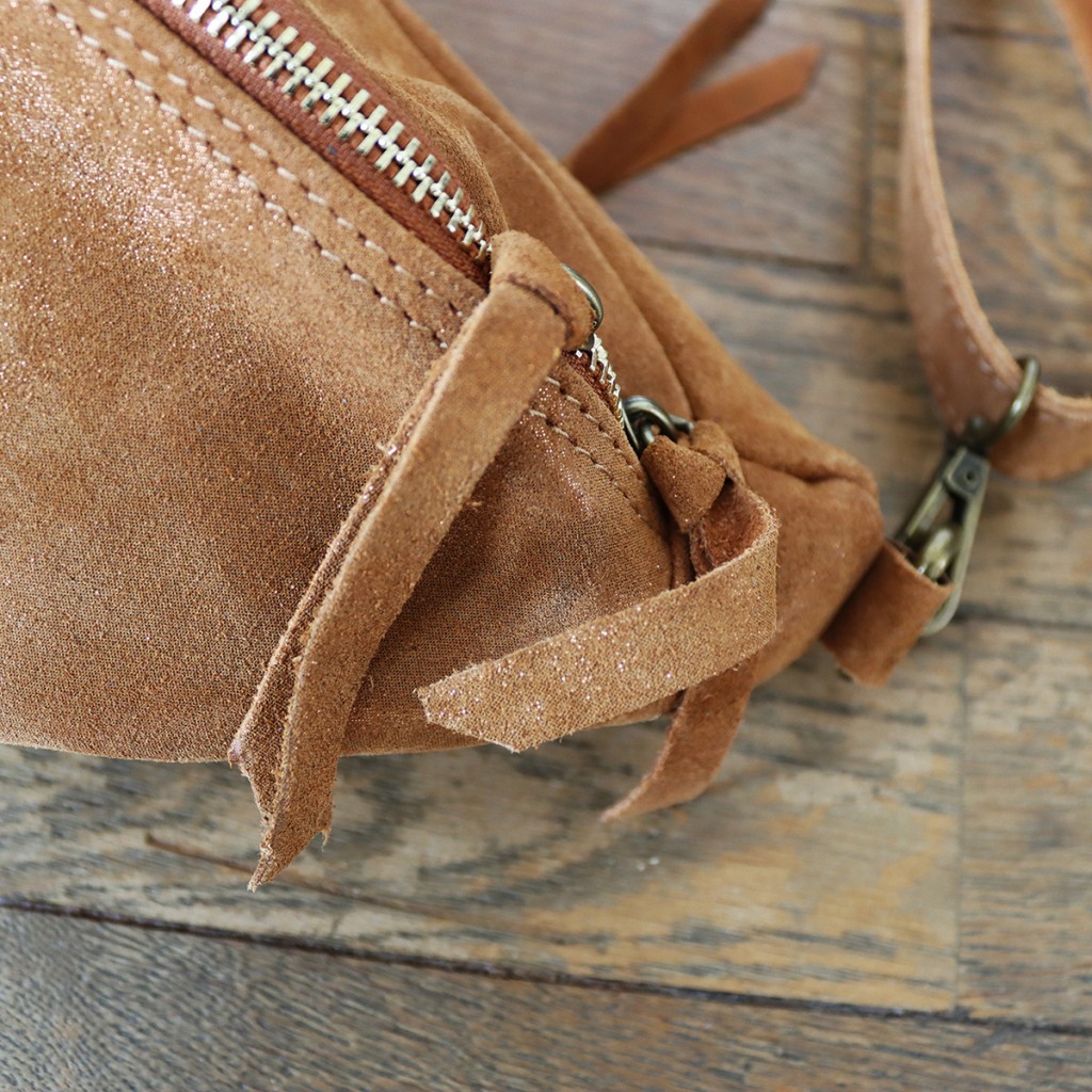 Sac banane en cuir lisse, camel - Perrine & Antoinette