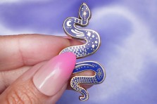 Pin's Serpent bleu