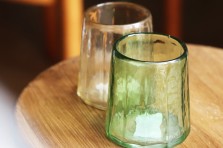 Petits pots en verre recyclé Eni