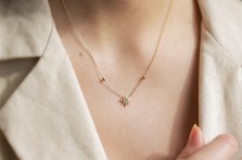 Collier Newton doré
